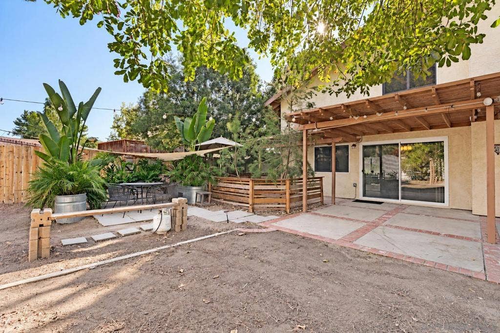 9212 Palomino Ridge Dr, Lakeside, CA 92040