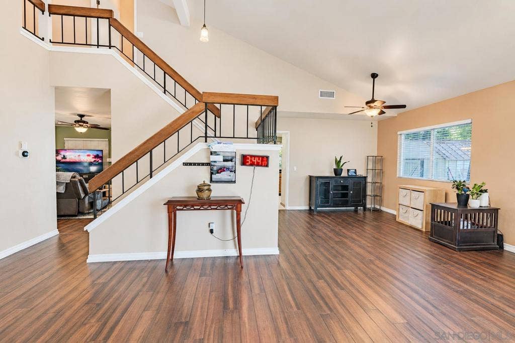 9212 Palomino Ridge Dr, Lakeside, CA 92040