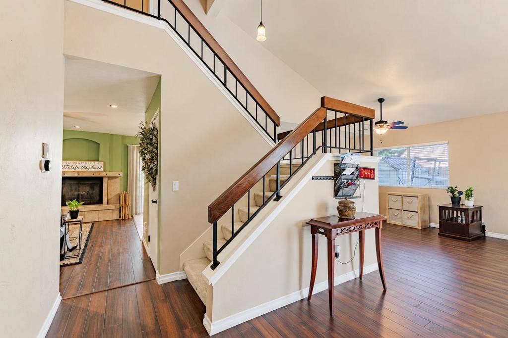 9212 Palomino Ridge Dr, Lakeside, CA 92040