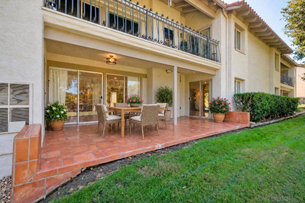 https://zimg.paragon.ice.com/ParagonImages/Property/PA/SDMLS/-536794/13/120/90/60e3f3515f2e6521a1cf7c2fa36553ed/3/c0e344fc2c55741c719b900c06bd64fb/-536794-8f043299-c727-4fca-9fc6-dbc991fd86a1.JPG
