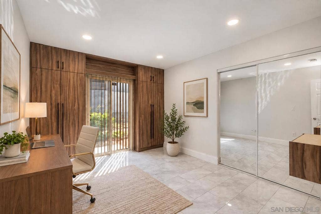 https://zimg.paragon.ice.com/ParagonImages/Property/PA/SDMLS/-536794/28/120/90/0273ceec4c73f4923a9a6bfa2e7cf51a/3/c0e344fc2c55741c719b900c06bd64fb/-536794-5d19fdda-7649-41ea-932d-fad472e1d3cb.JPG
