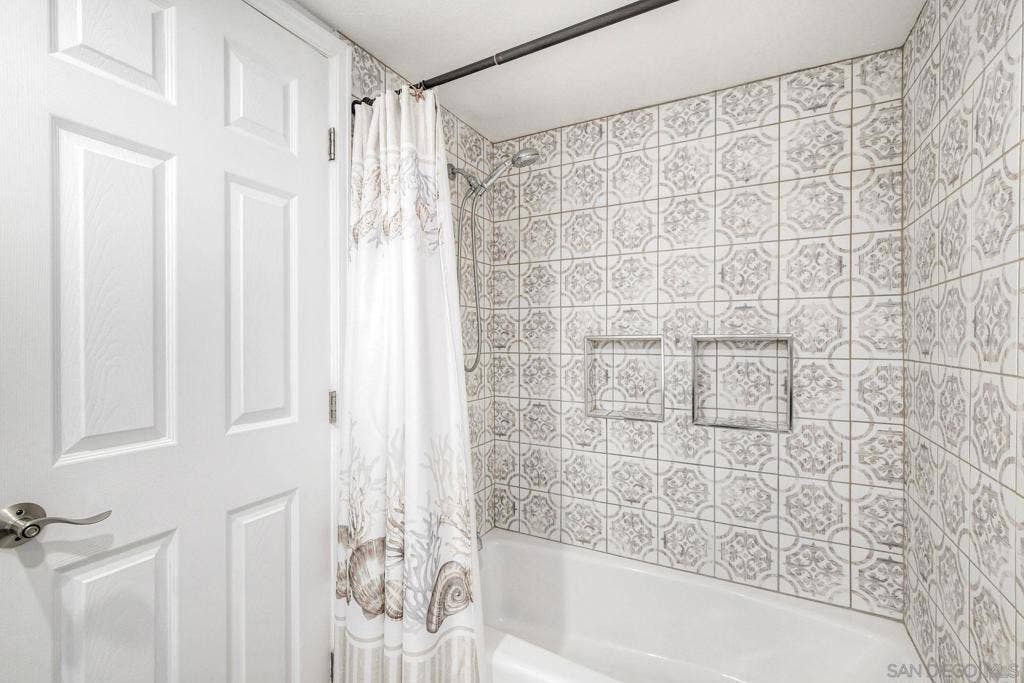12056 Caminito Campana, San Diego, CA 92128