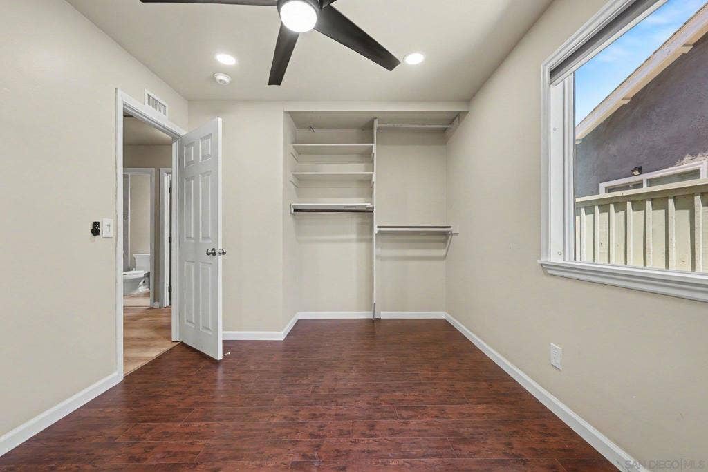 10964 Deering St, San Diego, CA 92126 10964 Deering St, San Diego, CA 92126