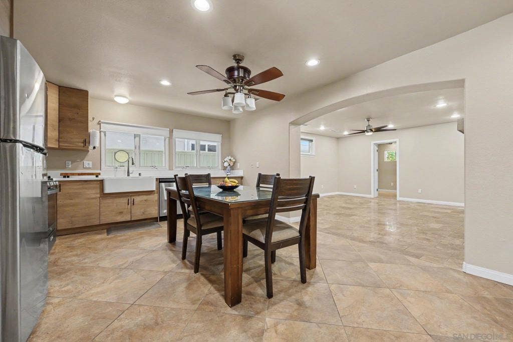 10964 Deering St, San Diego, CA 92126 10964 Deering St, San Diego, CA 92126
