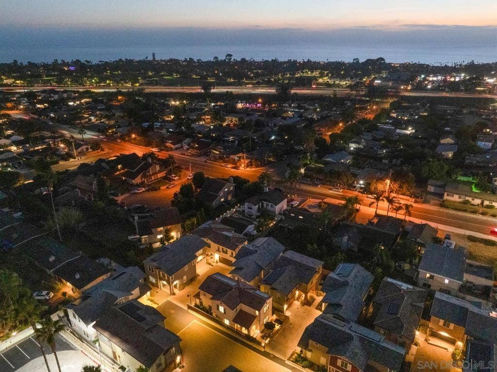 1156 E Cove Pl., Encinitas, CA 92024 1156 E Cove Pl., Encinitas, CA 92024