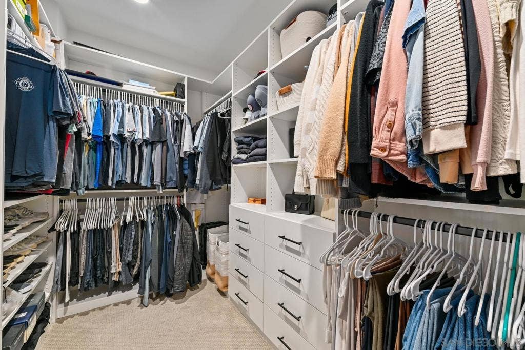 1156 E Cove Pl., Encinitas, CA 92024 1156 E Cove Pl., Encinitas, CA 92024