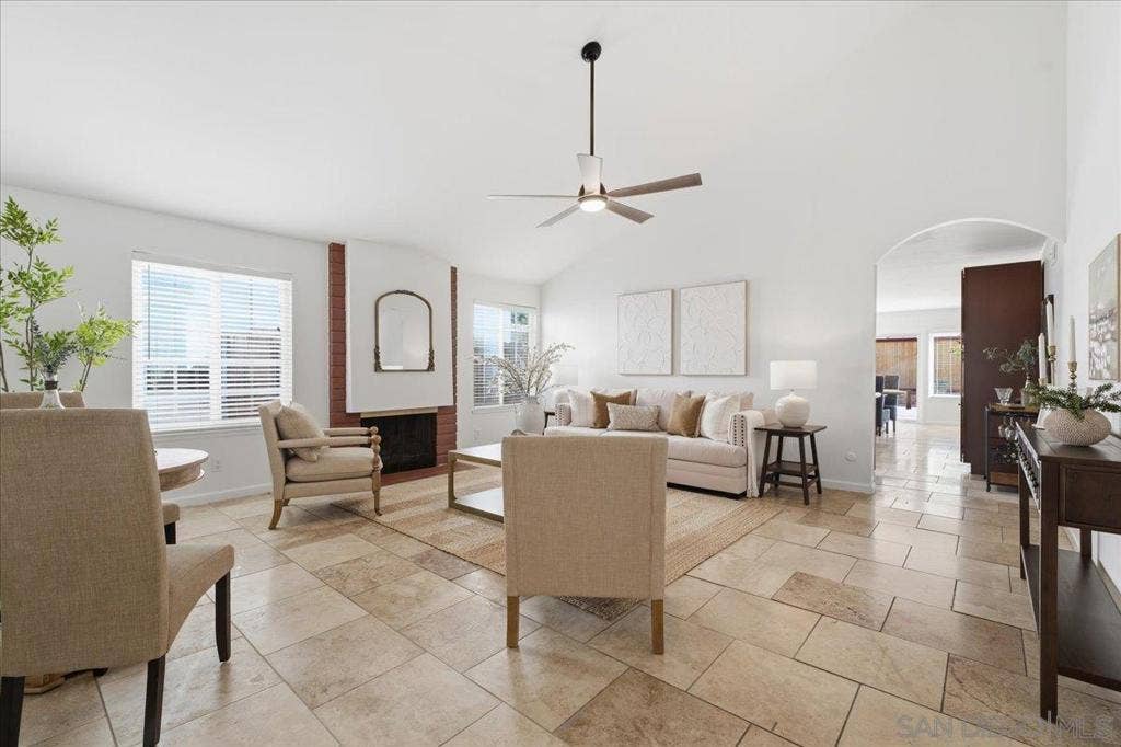 8611 Ara Pl, San Diego, CA 92126