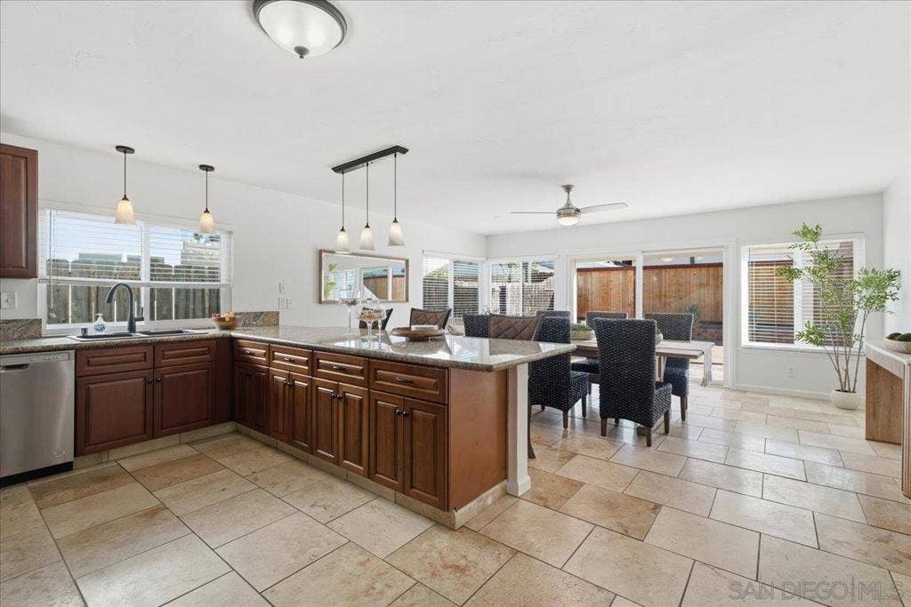 8611 Ara Pl, San Diego, CA 92126
