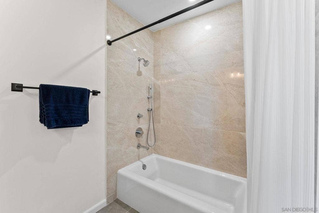 4829 Oregon St, San Diego, CA 92116
