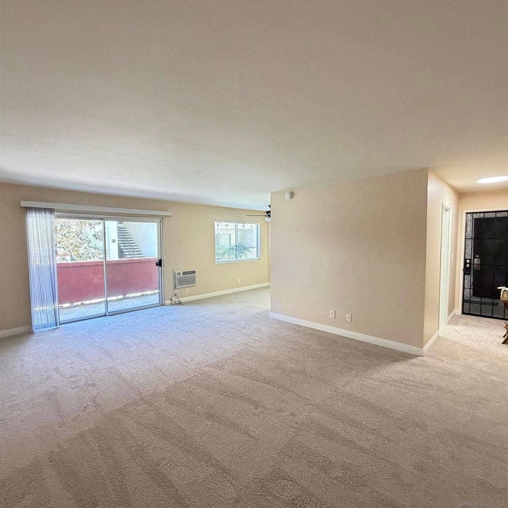 8641 Lake Murray Unit 7, #7, Santa Ana, CA 92119