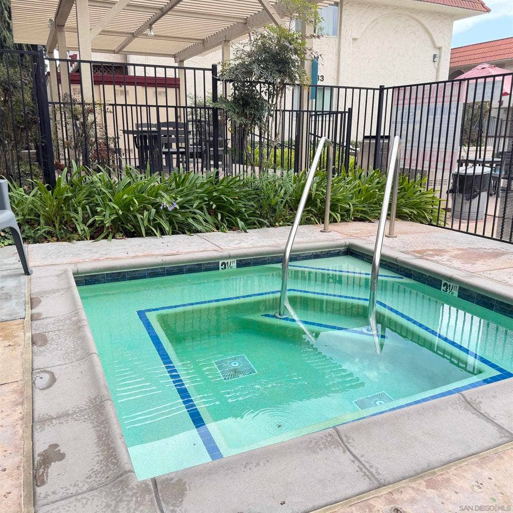 8641 Lake Murray Unit 7, #7, Santa Ana, CA 92119
