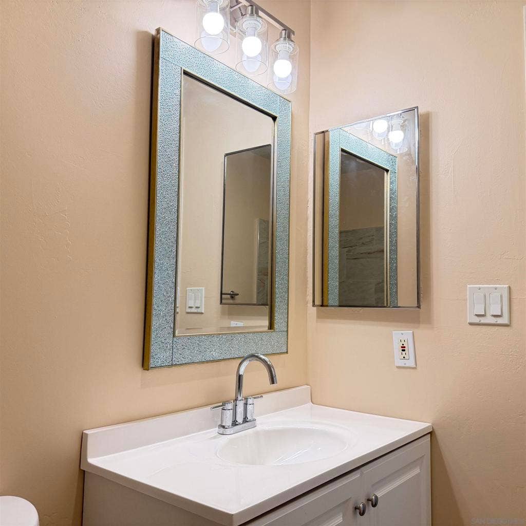 8641 Lake Murray Unit 7, #7, Santa Ana, CA 92119