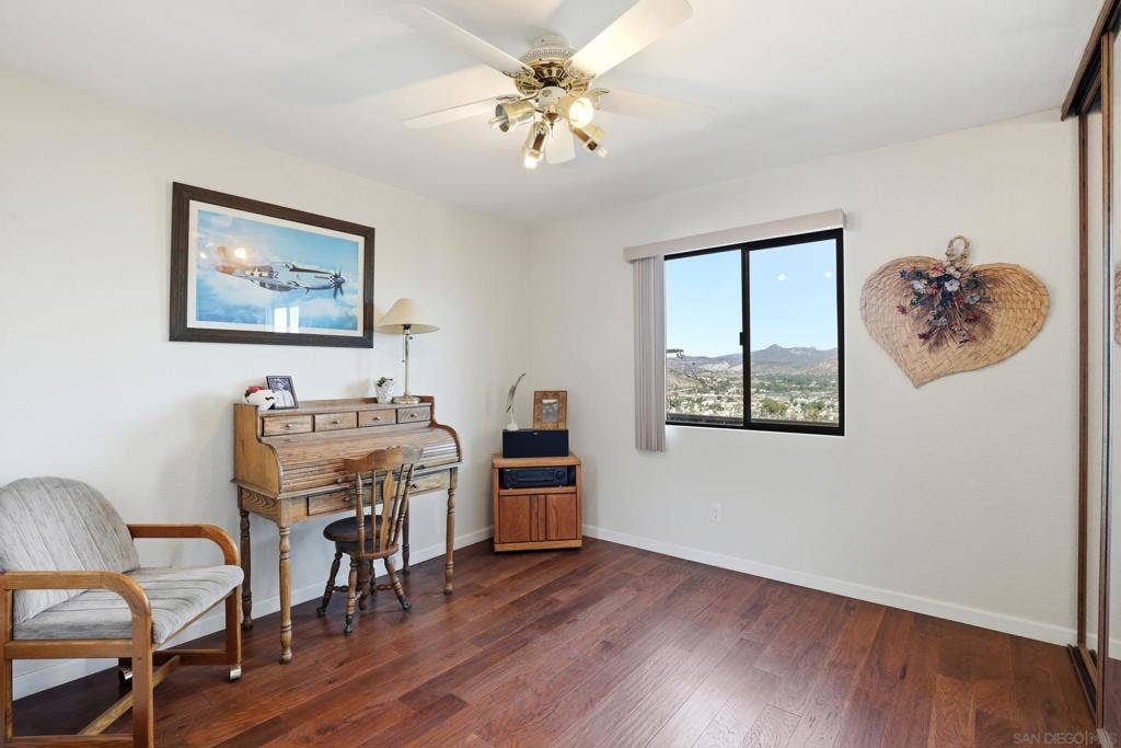 12886 Castle Court Drive, Lakeside, CA 92040