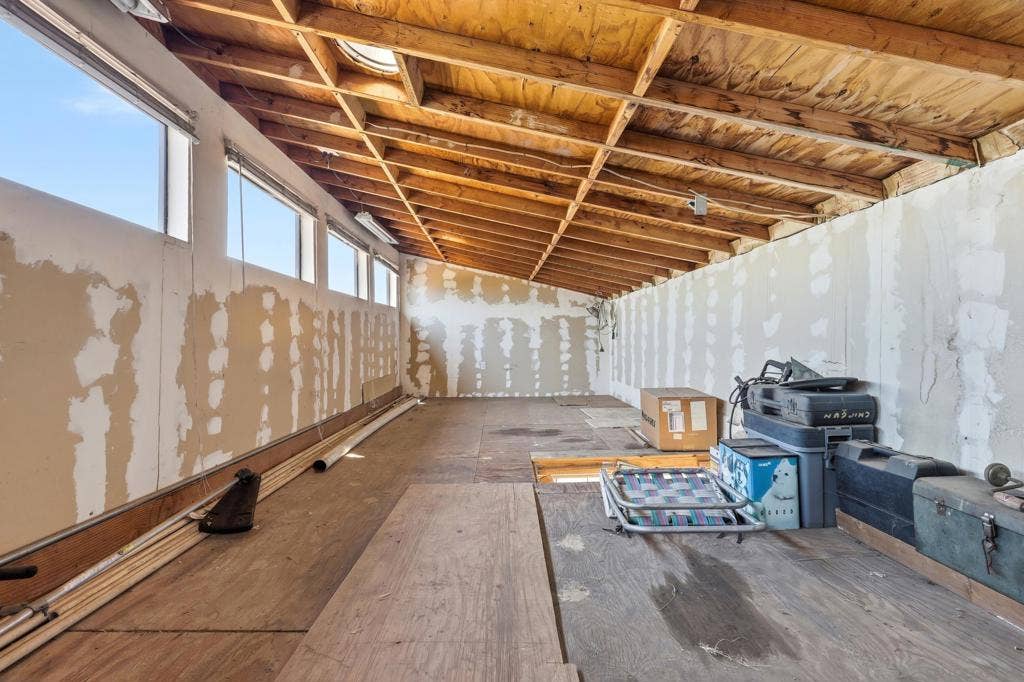 12886 Castle Court Drive, Lakeside, CA 92040