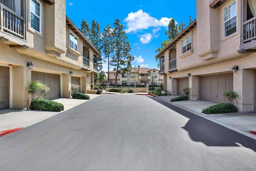 13450 Savanna, Tustin, CA 92782 13450 Savanna, Tustin, CA 92782