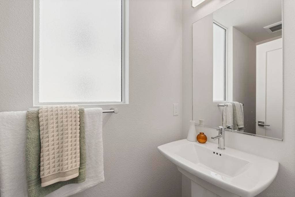 3309 Ruffin Rd, #15, San Diego, CA 92123