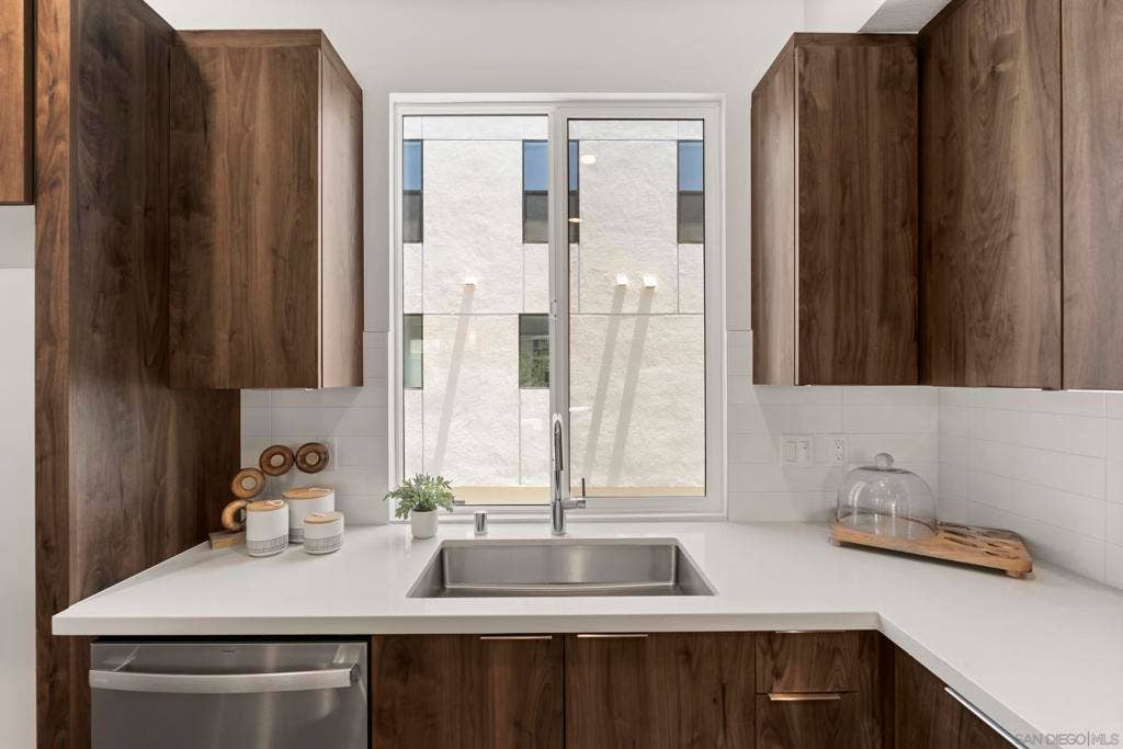 3309 Ruffin Rd, #15, San Diego, CA 92123