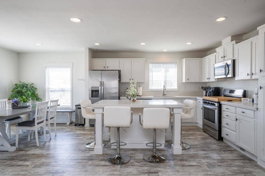2280 E Valley PKWY, #50, Escondido, CA 92027 2280 E Valley PKWY, #50, Escondido, CA 92027