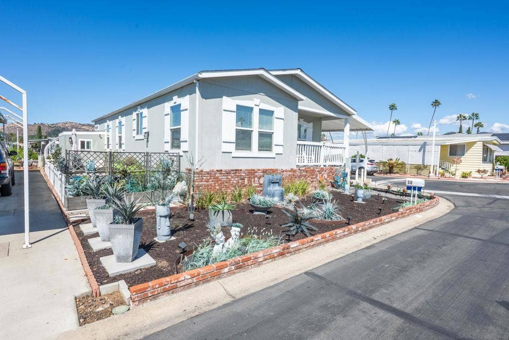 2280 E Valley PKWY, #50, Escondido, CA 92027 2280 E Valley PKWY, #50, Escondido, CA 92027