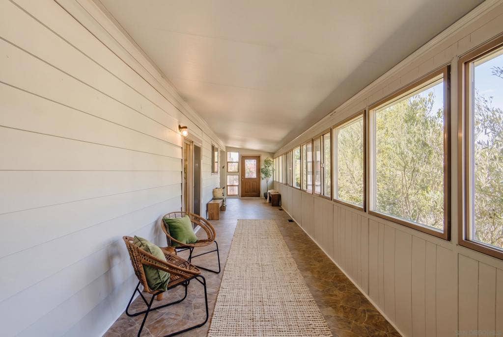 15420 Olde Highway 80, #SPC 189, El Cajon, CA 92021