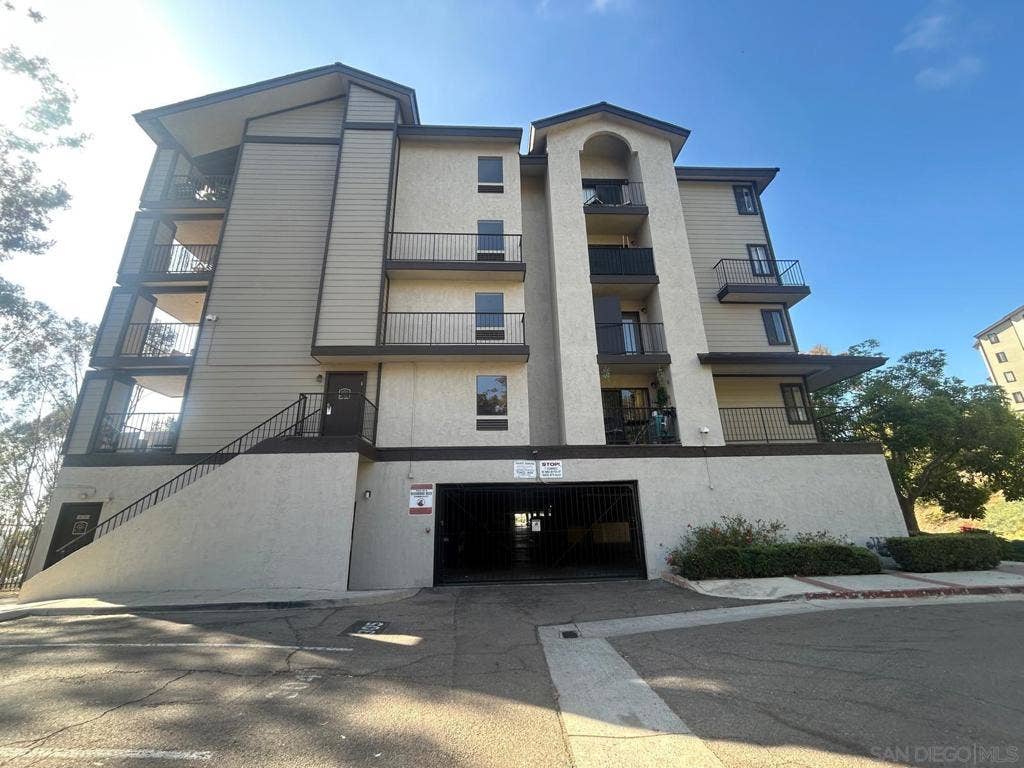 3980 Faircross, #29, San Diego, CA 92115