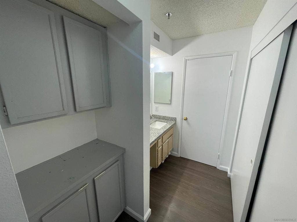 3980 Faircross, #29, San Diego, CA 92115
