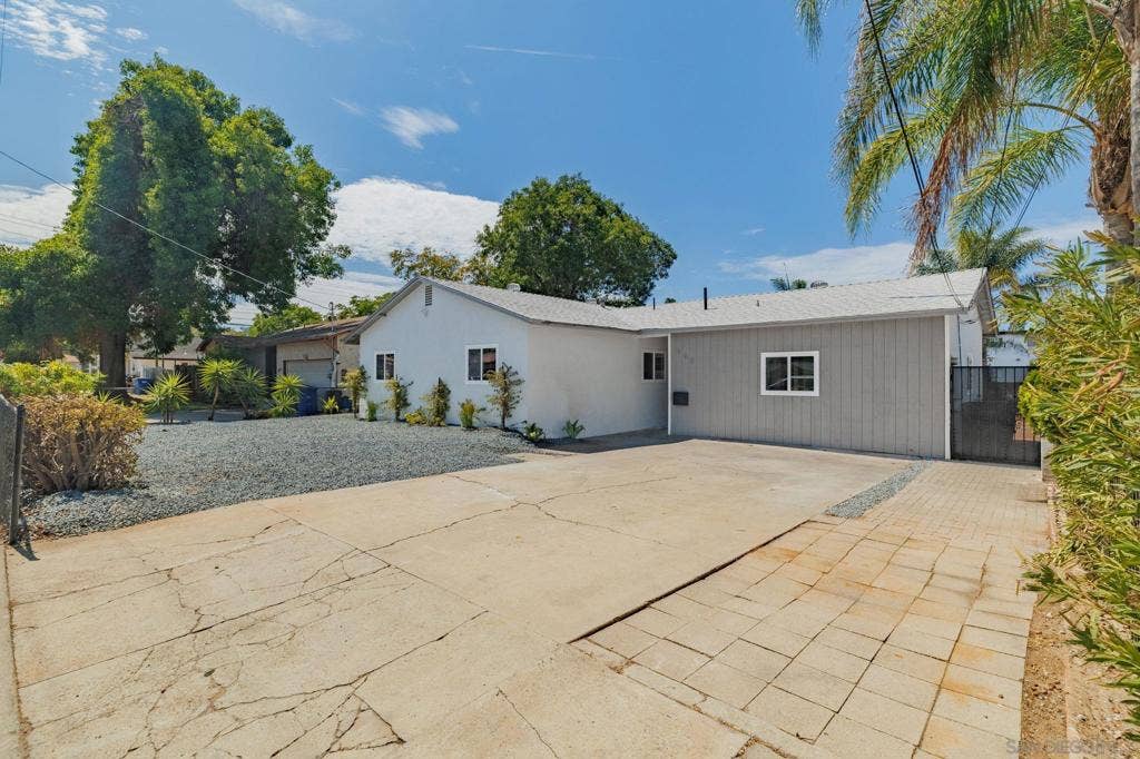 668 Van Houten Ave, El Cajon, CA 92020