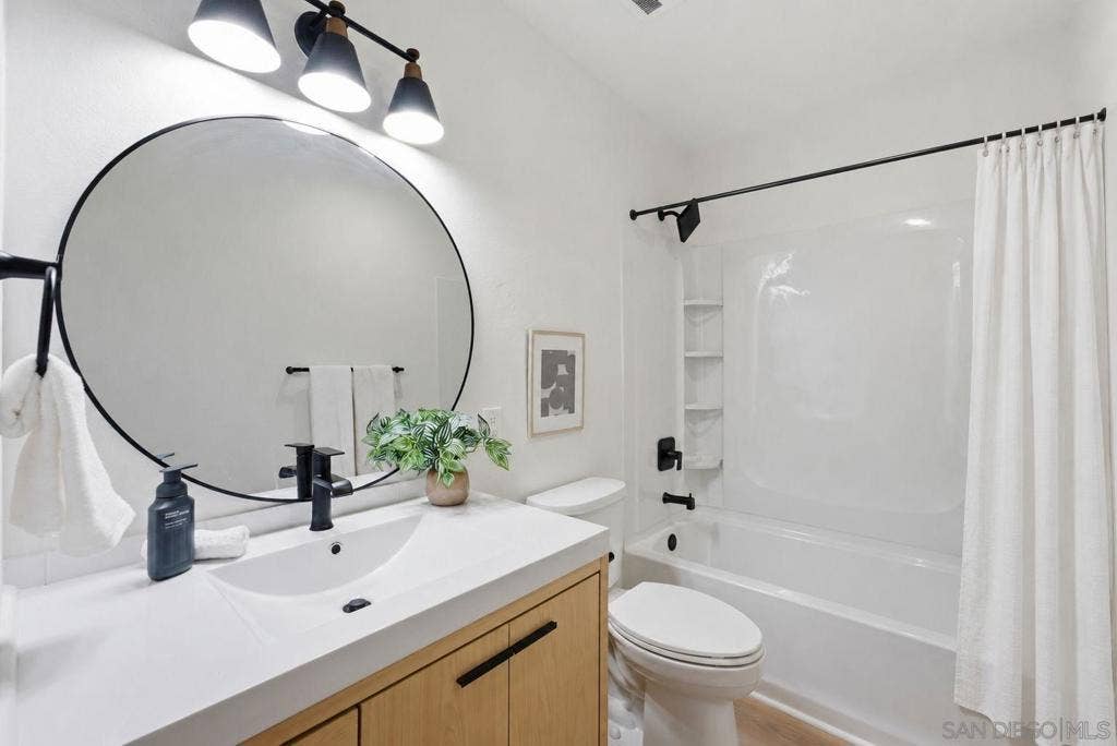 8220 Vincetta Dr, #55, La Mesa, CA 91942