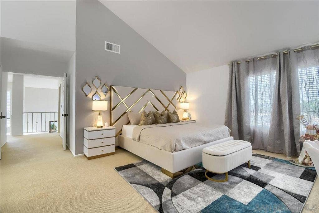 12550 Shropshire Ln, San Diego, CA 92128
