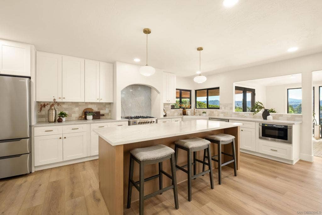 12421 Greens East Rd, San Diego, CA 92128