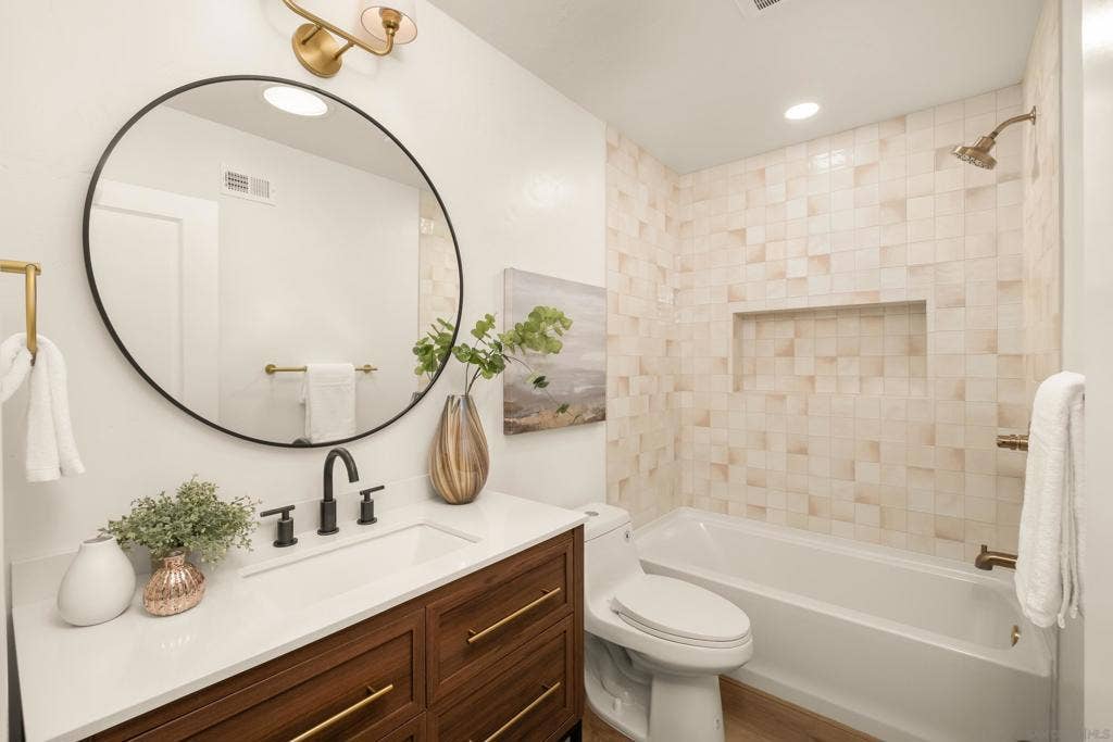 12421 Greens East Rd, San Diego, CA 92128