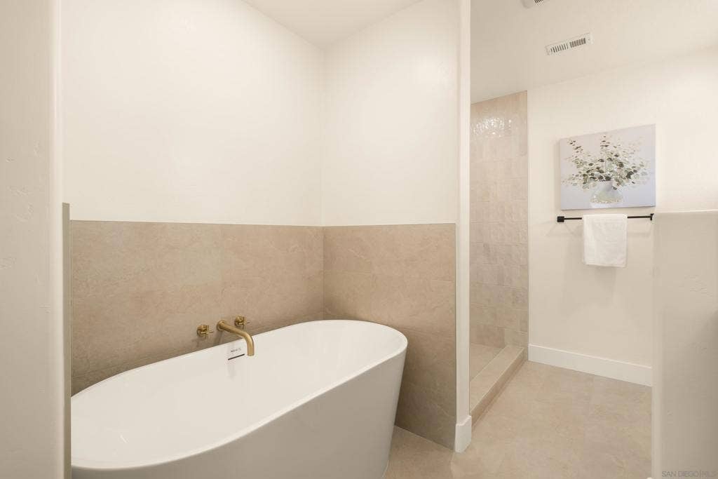 12421 Greens East Rd, San Diego, CA 92128