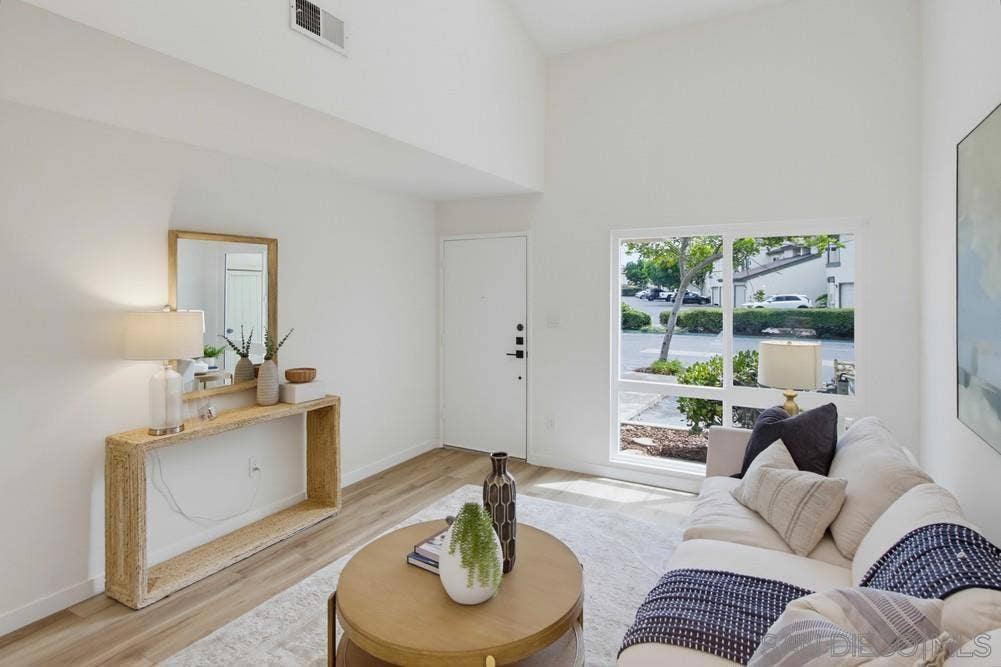 7200 Melody Lane, #2, La Mesa, CA 91942