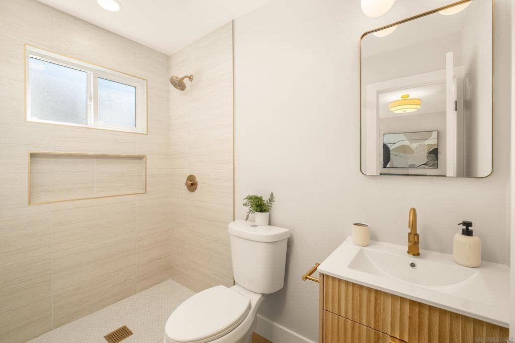 832 Reef Drive, San Diego, CA 92154