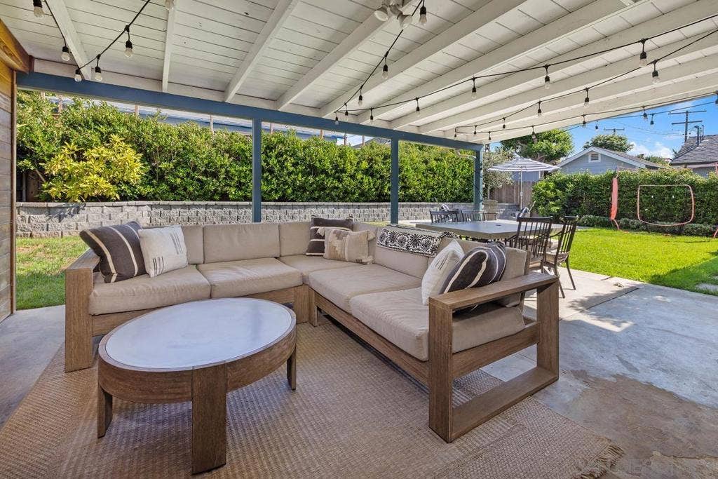 435 Cherry Ave, Imperial Beach, CA 91932 435 Cherry Ave, Imperial Beach, CA 91932