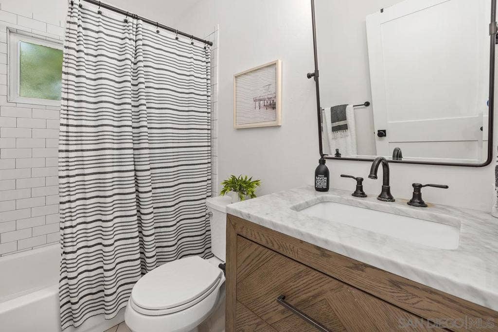 435 Cherry Ave, Imperial Beach, CA 91932 435 Cherry Ave, Imperial Beach, CA 91932