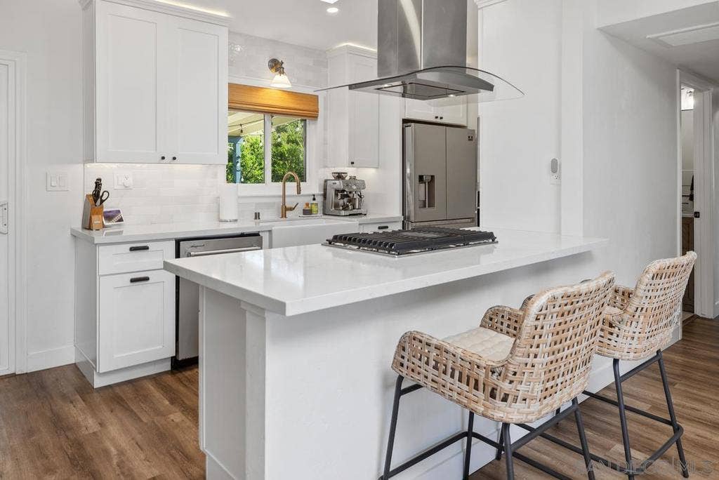 435 Cherry Ave, Imperial Beach, CA 91932 435 Cherry Ave, Imperial Beach, CA 91932