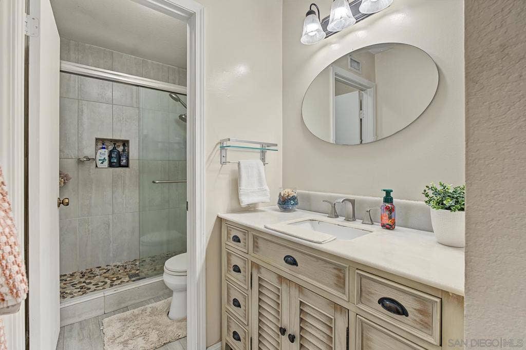 969 Shady Elm Pl., San Diego, CA 92154 969 Shady Elm Pl., San Diego, CA 92154