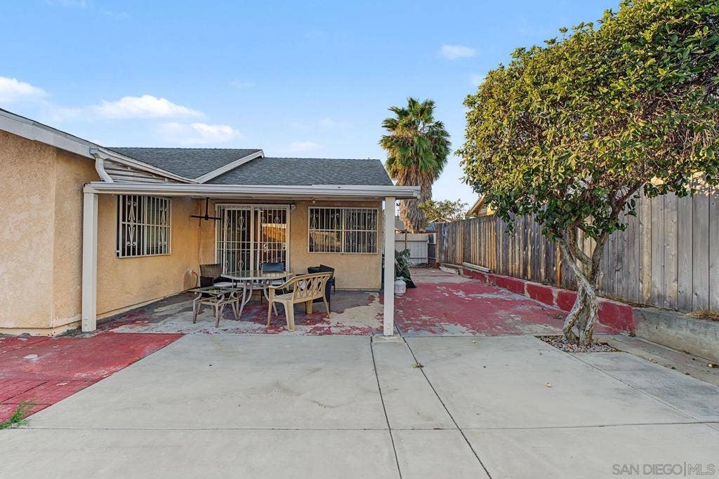 969 Shady Elm Pl., San Diego, CA 92154 969 Shady Elm Pl., San Diego, CA 92154