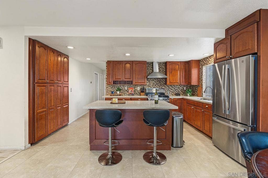 969 Shady Elm Pl., San Diego, CA 92154 969 Shady Elm Pl., San Diego, CA 92154