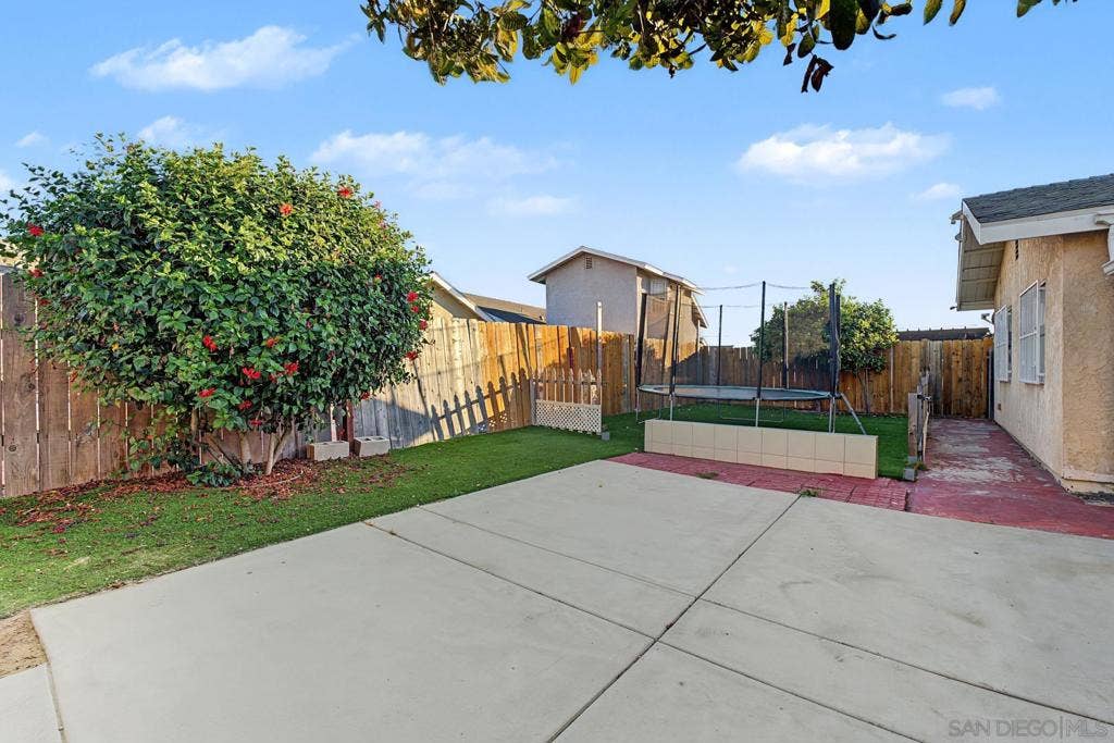 969 Shady Elm Pl., San Diego, CA 92154 969 Shady Elm Pl., San Diego, CA 92154