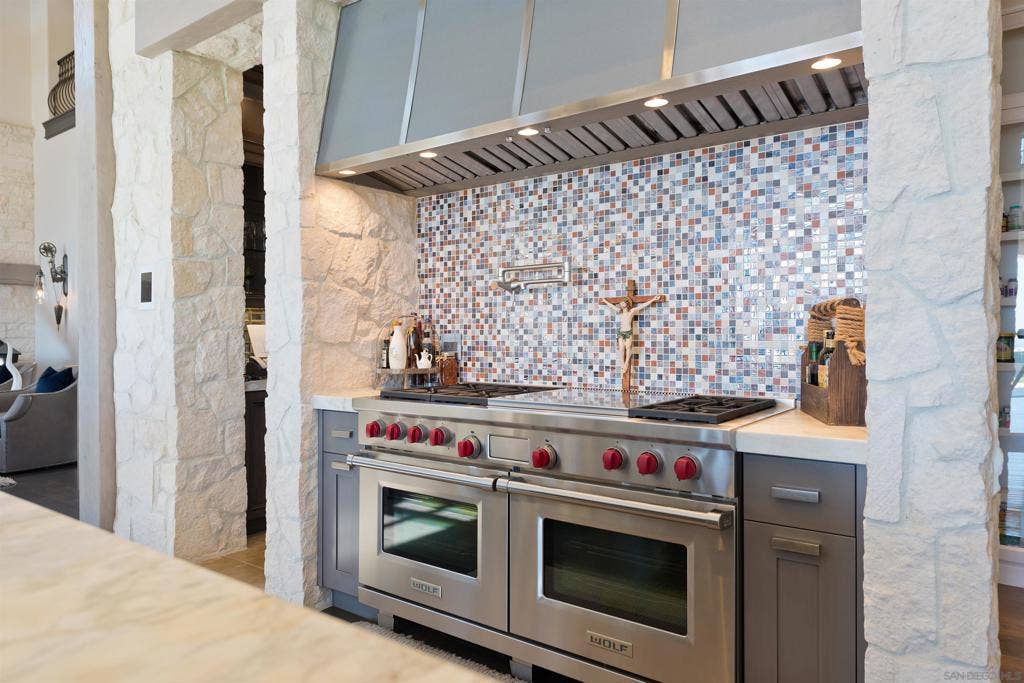 7967 Camino Sin Puente, Rancho Santa Fe, CA 92067 7967 Camino Sin Puente, Rancho Santa Fe, CA 92067