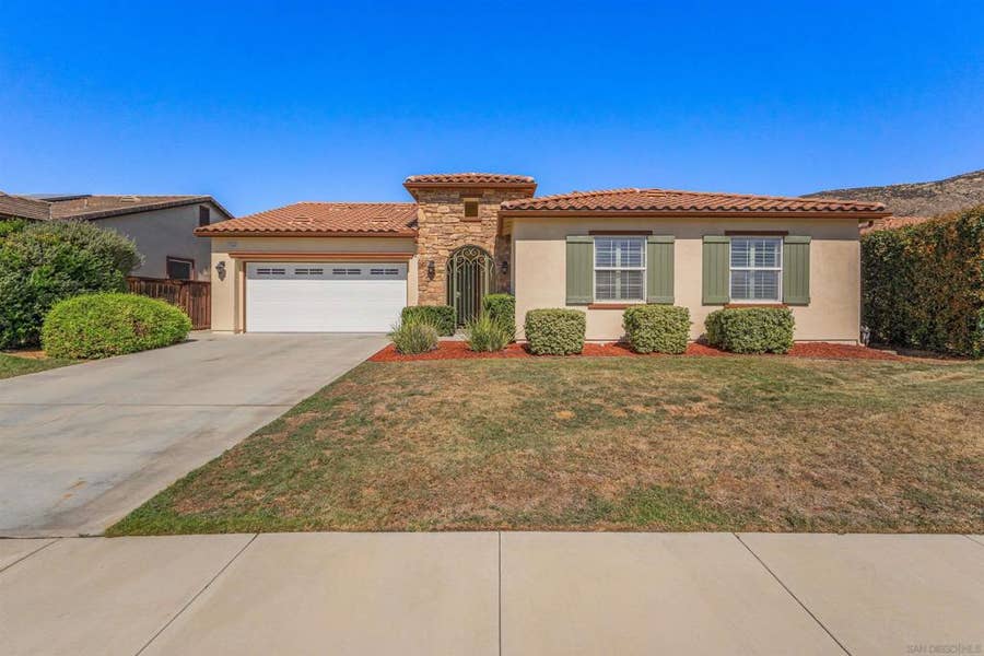 Property photo for 23060 Sienna Ln, Moreno Valley, CA