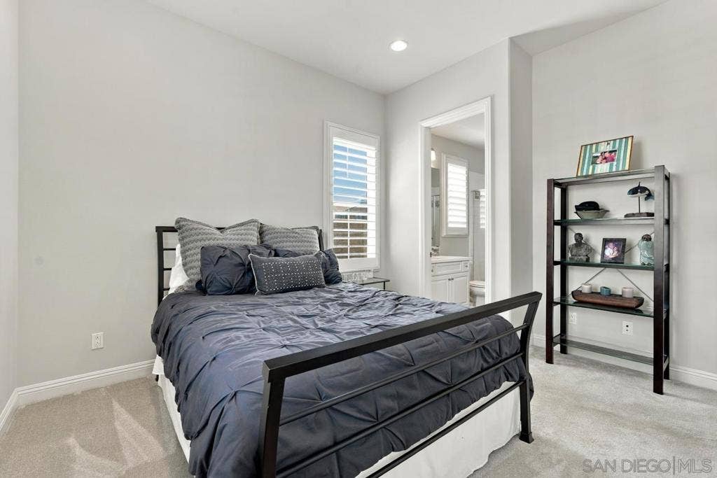 3619 Corte Claro, Carlsbad, CA 92009 3619 Corte Claro, Carlsbad, CA 92009