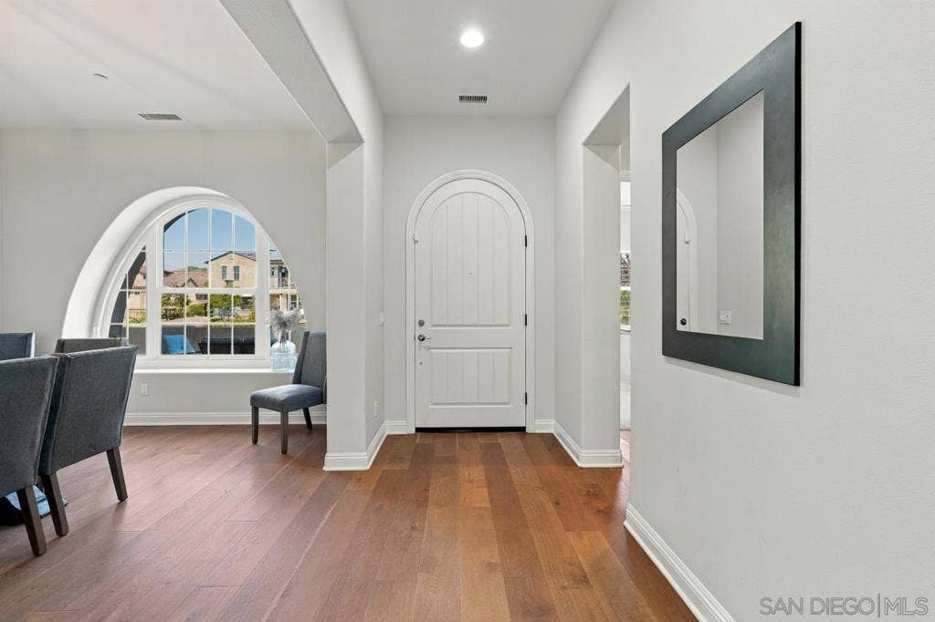 3619 Corte Claro, Carlsbad, CA 92009 3619 Corte Claro, Carlsbad, CA 92009