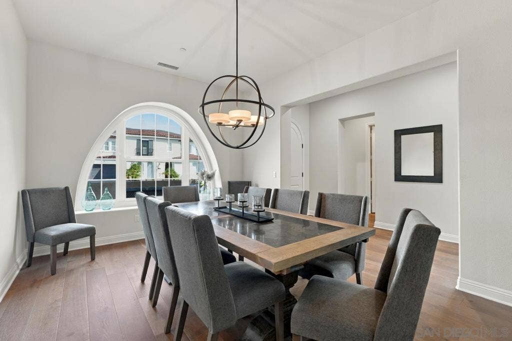 3619 Corte Claro, Carlsbad, CA 92009 3619 Corte Claro, Carlsbad, CA 92009
