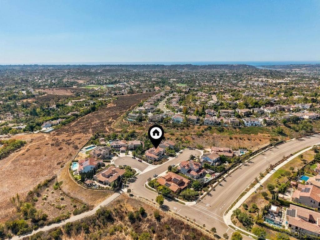 3619 Corte Claro, Carlsbad, CA 92009 3619 Corte Claro, Carlsbad, CA 92009