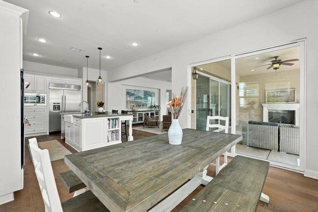 3619 Corte Claro, Carlsbad, CA 92009 3619 Corte Claro, Carlsbad, CA 92009