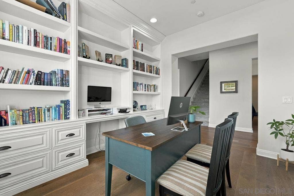 3619 Corte Claro, Carlsbad, CA 92009 3619 Corte Claro, Carlsbad, CA 92009