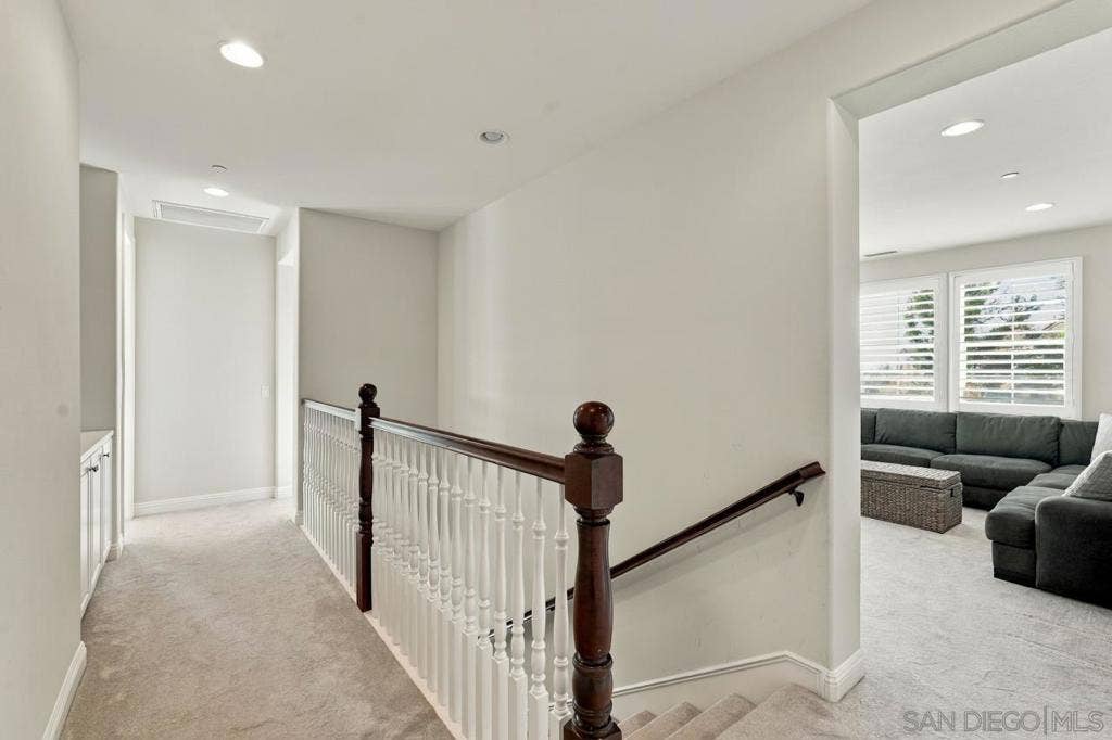 3619 Corte Claro, Carlsbad, CA 92009 3619 Corte Claro, Carlsbad, CA 92009